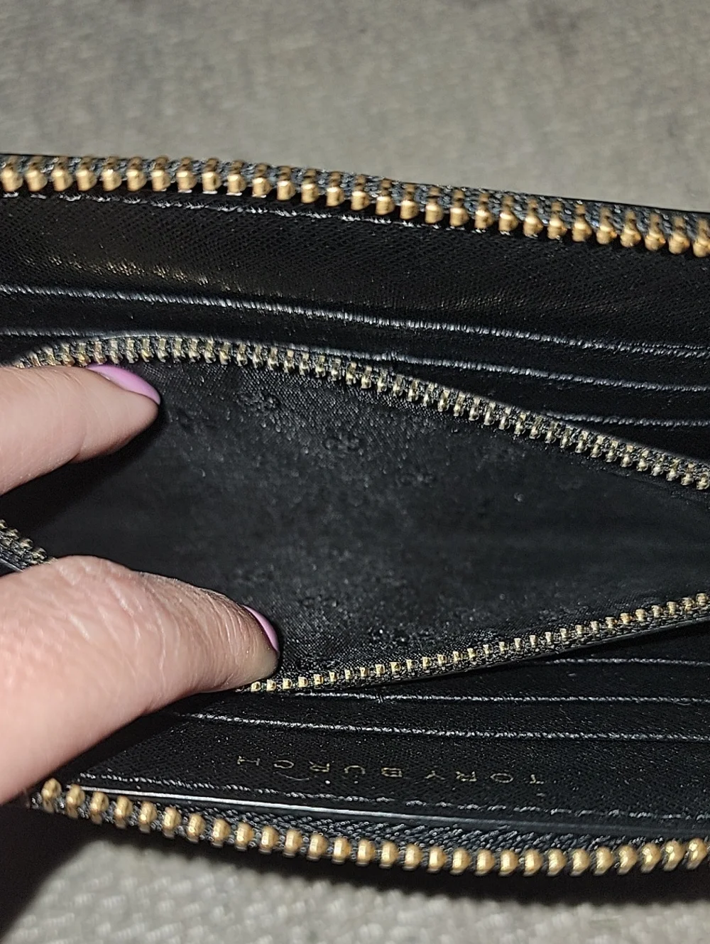 Tory Burch Black Leather Zip Wallet with Gold Logo